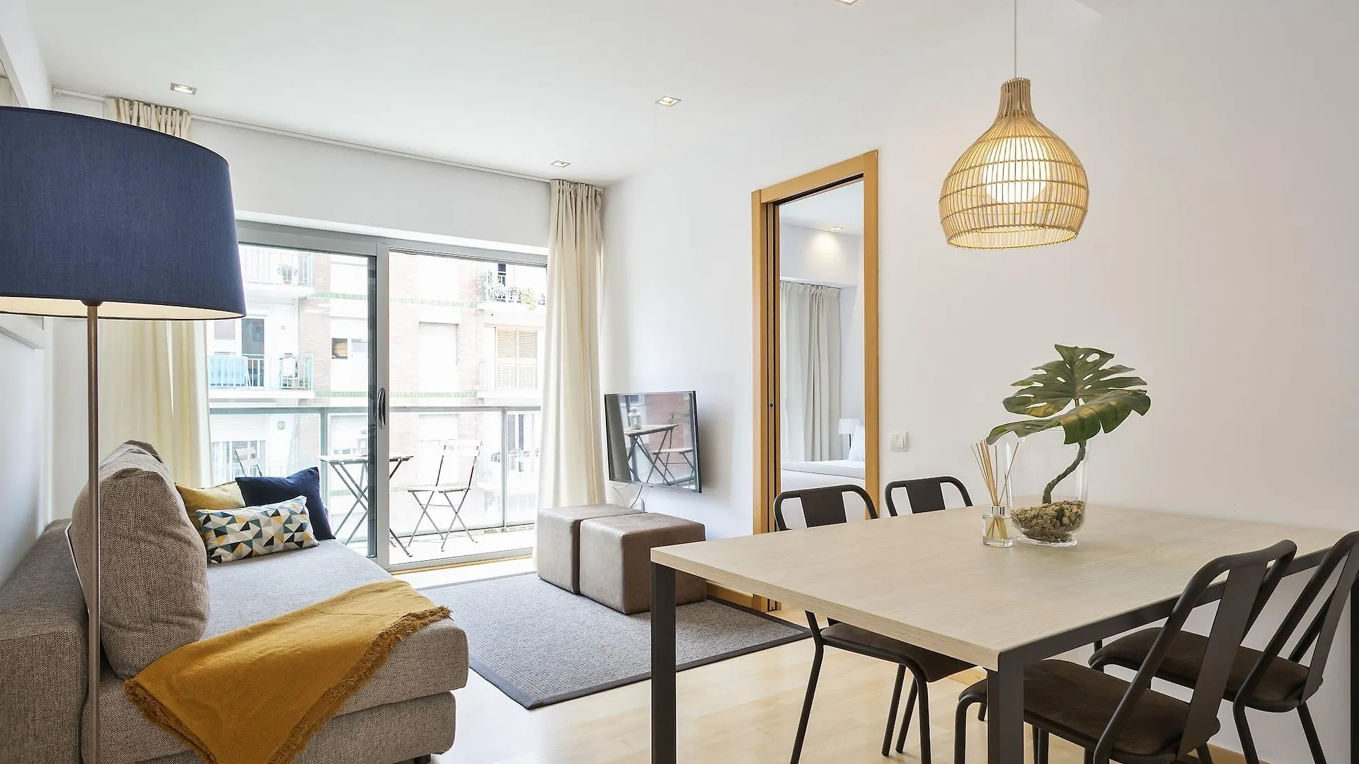 Lugaris Rambla Apartments Barcelona