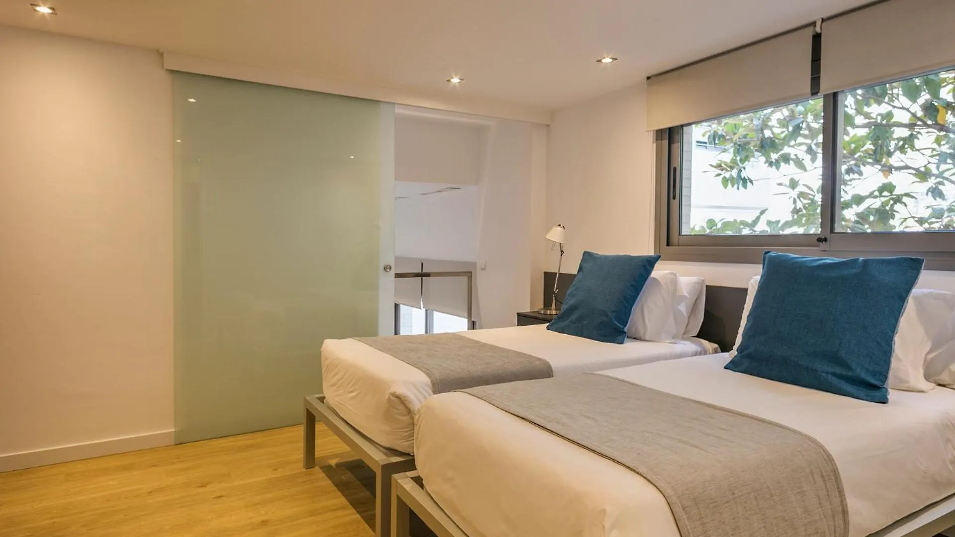 Lugaris Rambla Apartments Barcelona 0*,