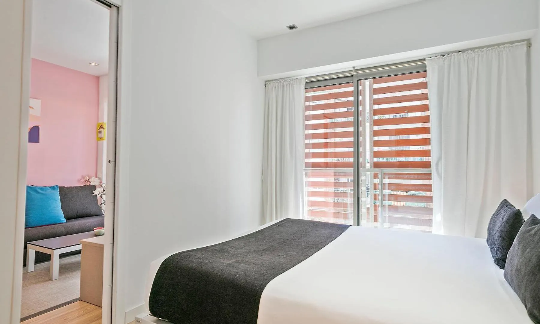 Lugaris Rambla Apartments Barcelona