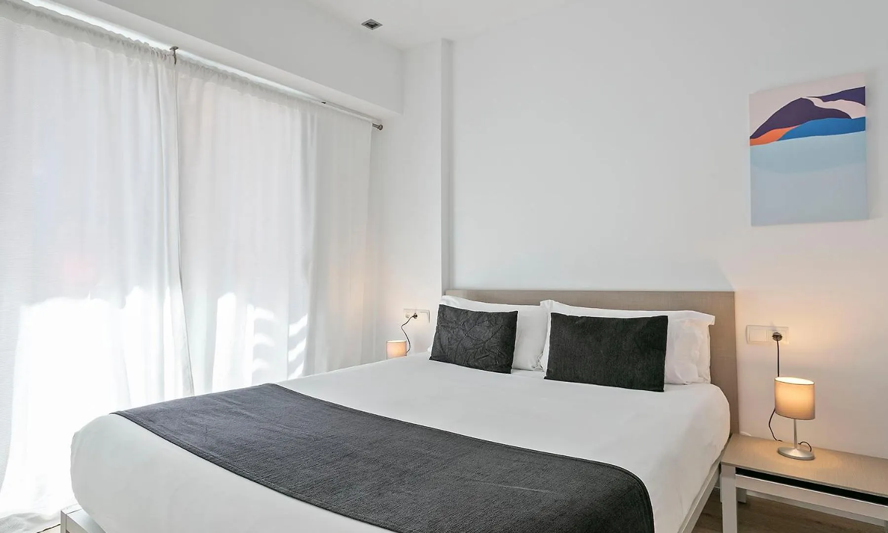 Lugaris Rambla Apartments Barcelona