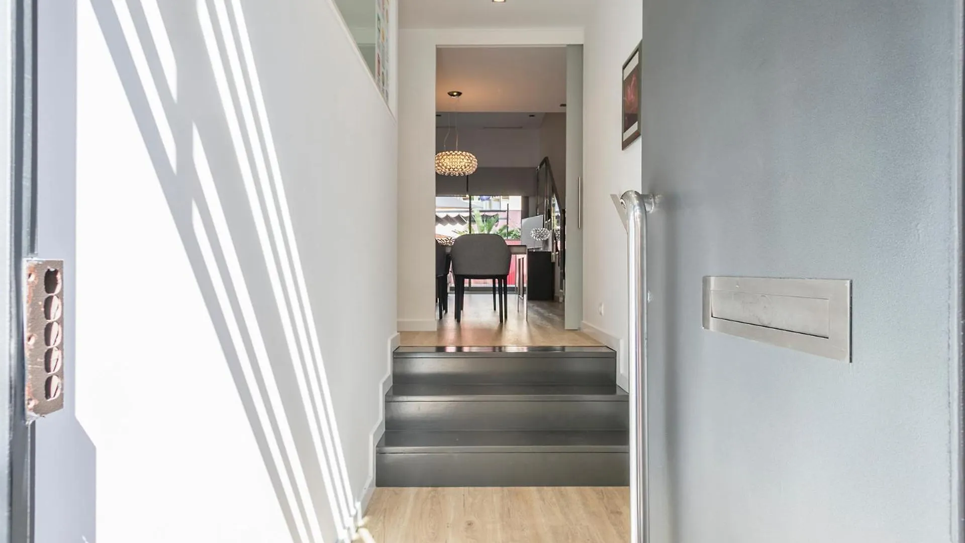 Lugaris Rambla Apartments Barcelona