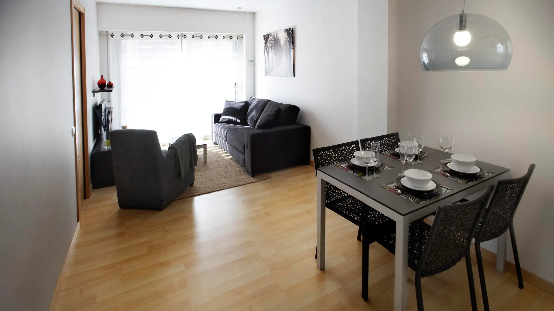 Lugaris Rambla Apartments Barcelona 0*,